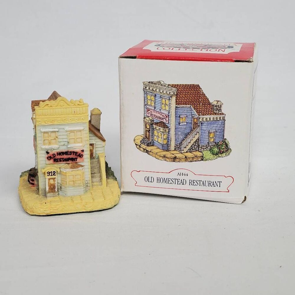 Liberty Falls Old Homestead Restaurant AH44 Figurine w/ Box